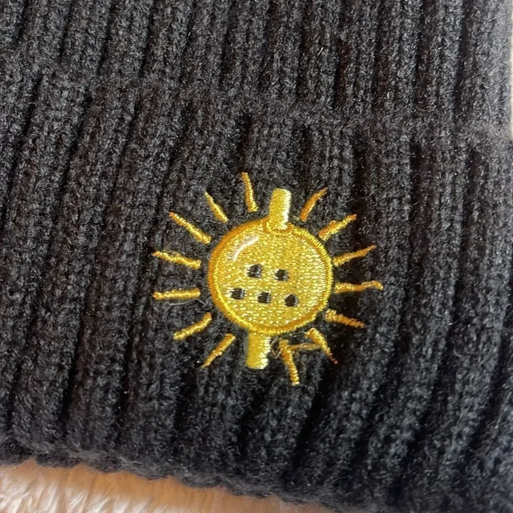 NWT kids beanie mullybox